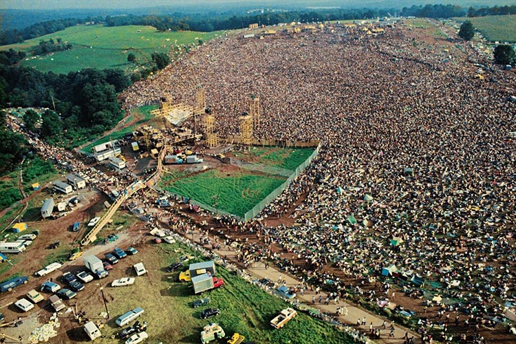 Woodstock - What you can learn from the biggest Music Festival ever -  Resources for Creators and Small Business